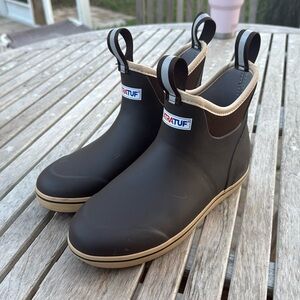 Women’s Xtratuf 6” Ankle Deco Boots